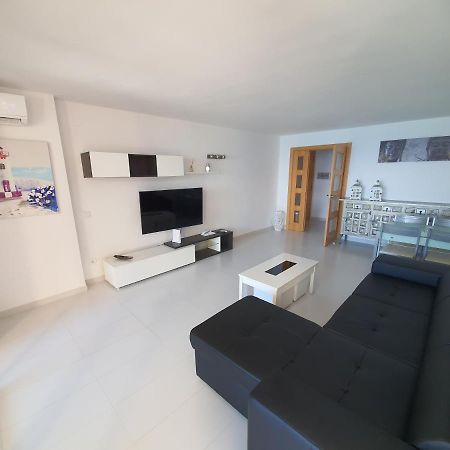 Amazing Luxe Seaview Beach 살루 외부 사진