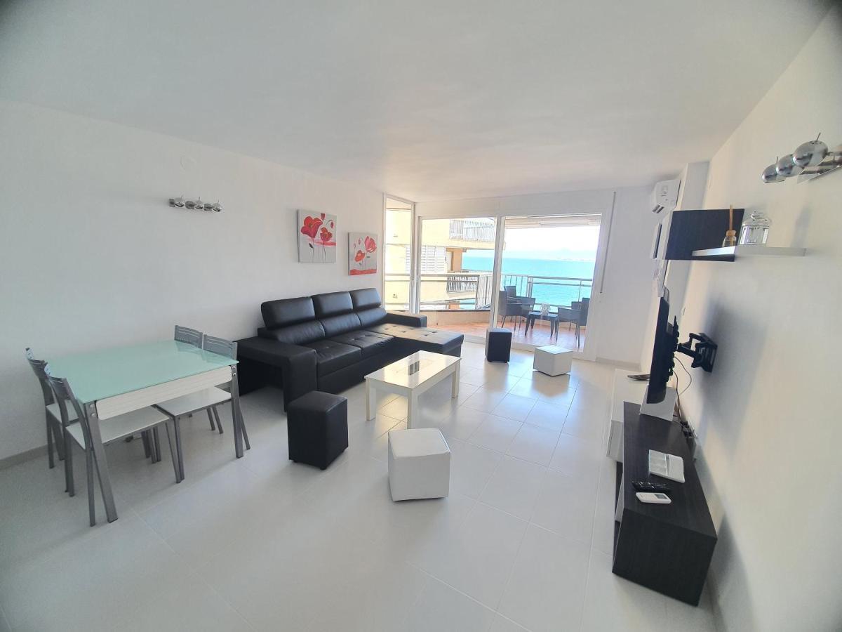 Amazing Luxe Seaview Beach 살루 외부 사진